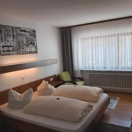 Gastezimmer Zur Krone 3*