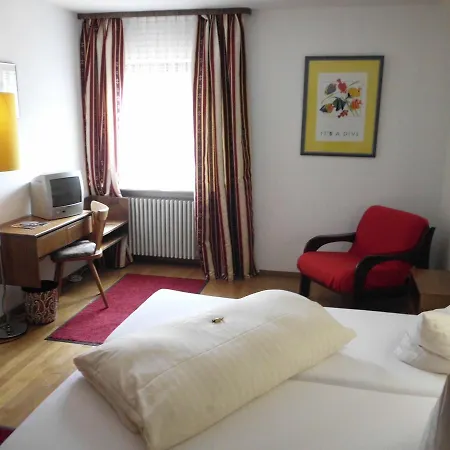 Πανσιόν Gastezimmer Zur Krone Oppenau